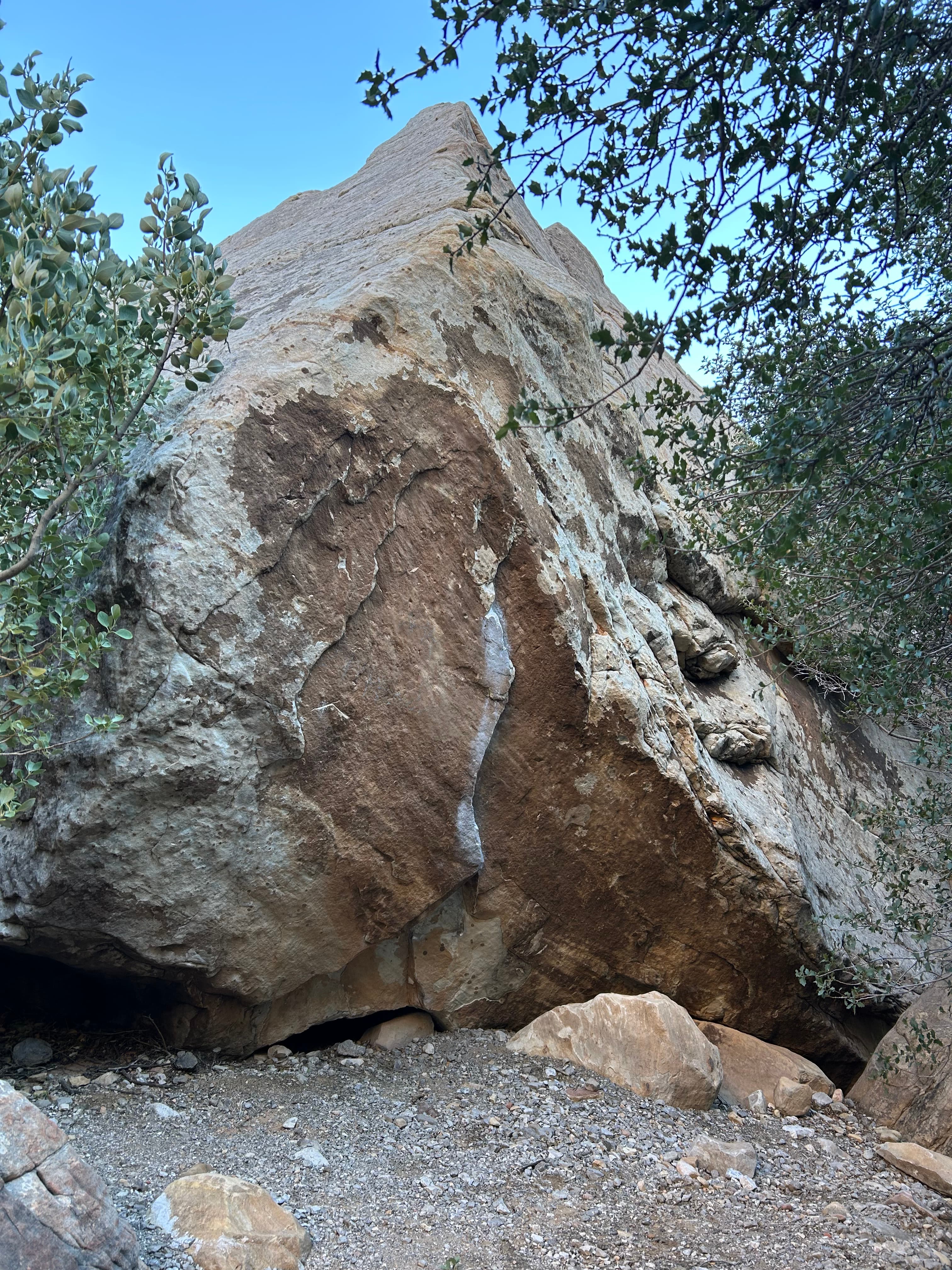 Photo of Kissed Boulder
