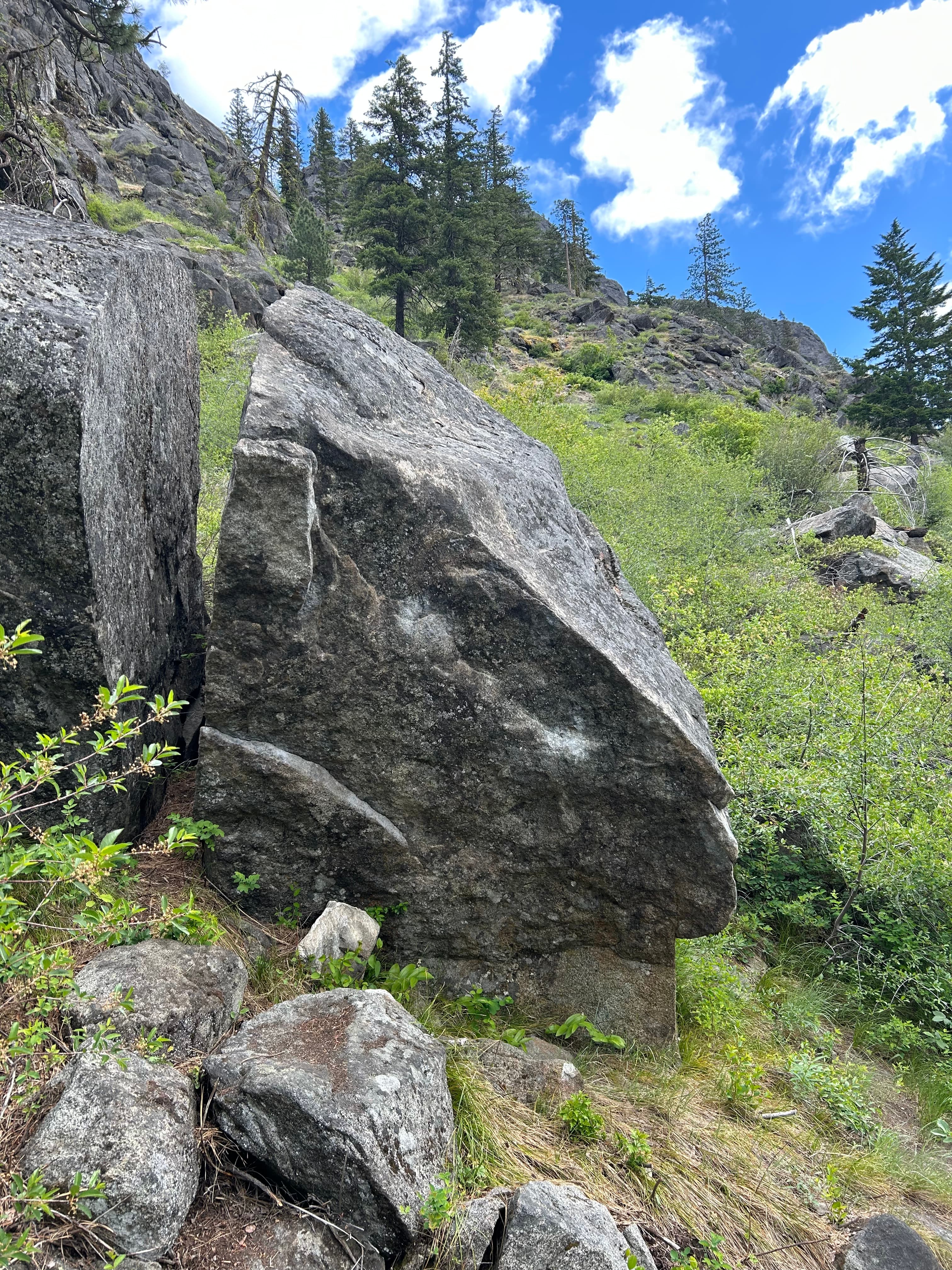 Photo of Pretty Boulders